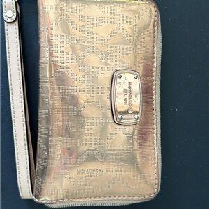 Michael Kors Rose Gold Wristlet